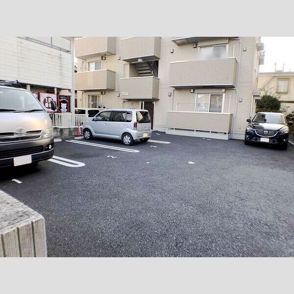 ソレーユ ヒロ101号室 駐車場