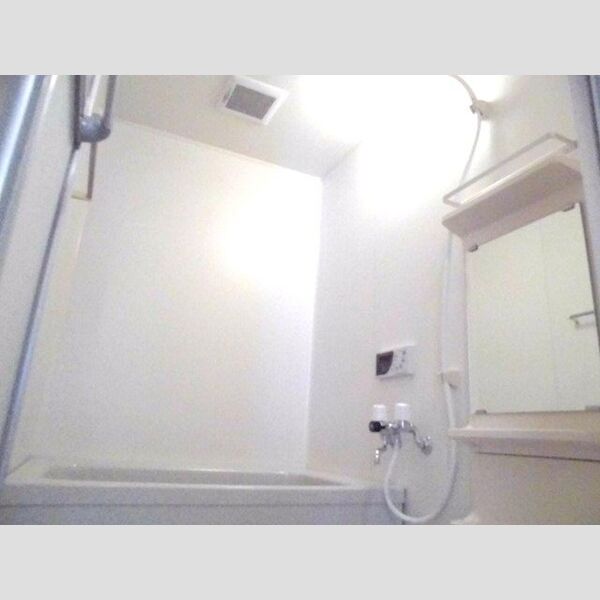 ピュアコート　(2)弐番館 バス