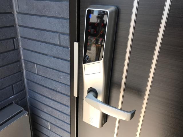 Ｐｈｉｌｉｐｐｅ　Ｃｈａｔｒｉｅｒ（フィリップ　シャトリエ） 電子ロック