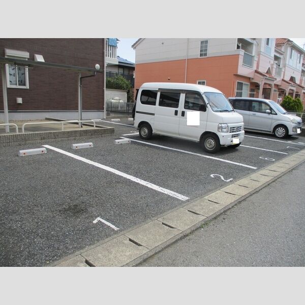 Carinopensee 駐車場