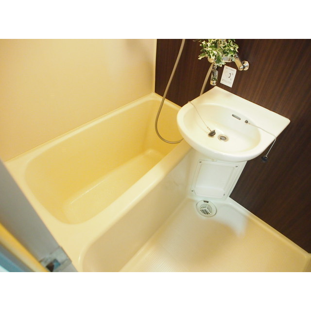 サザングラス バス・トイレ別