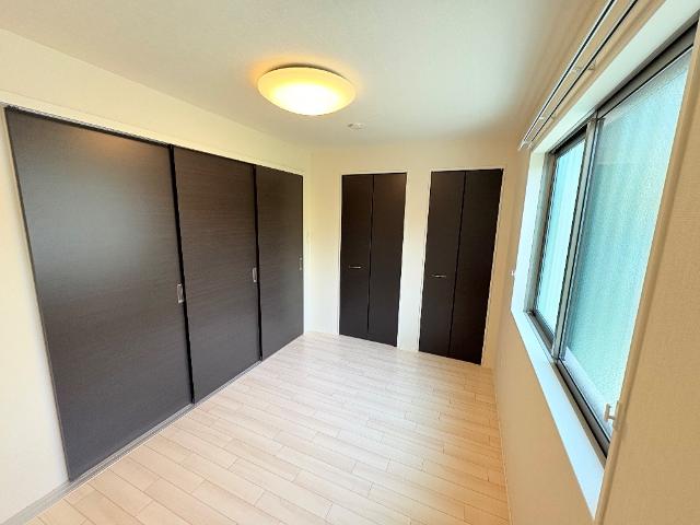 ラーバンコート大宮土屋107号室 洋室