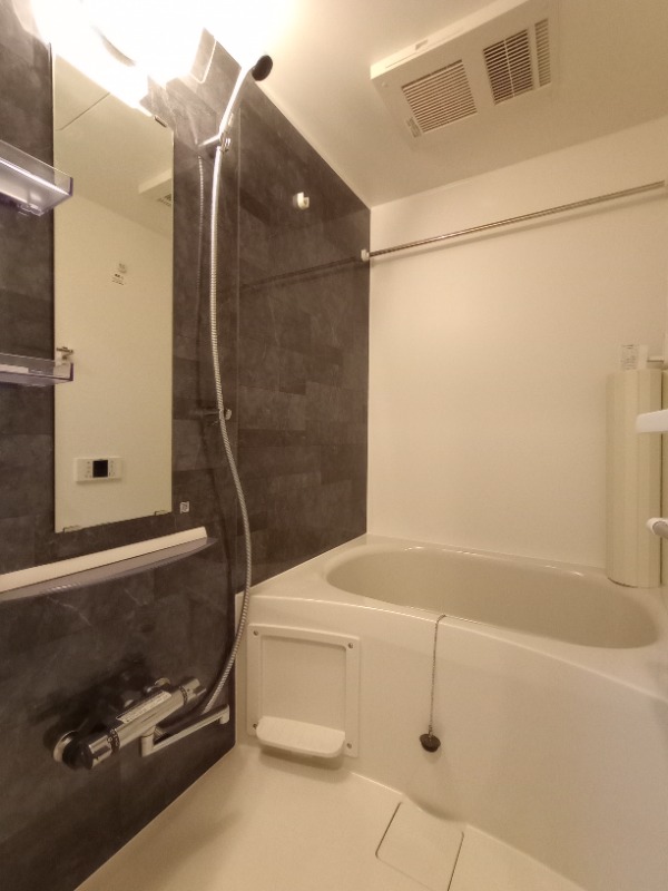 クレイシアIDZ祐天寺4階 お風呂