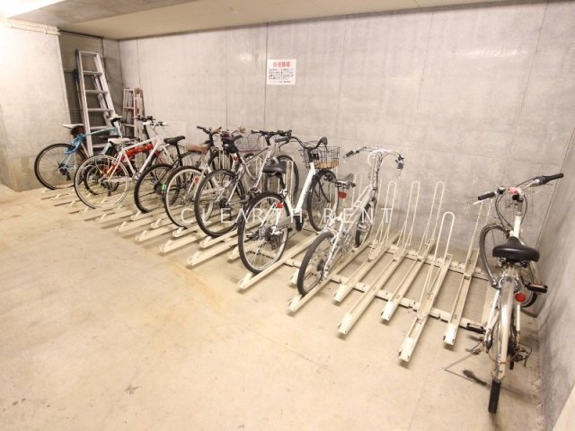 マークプレイス麻布十番4階 駐輪場