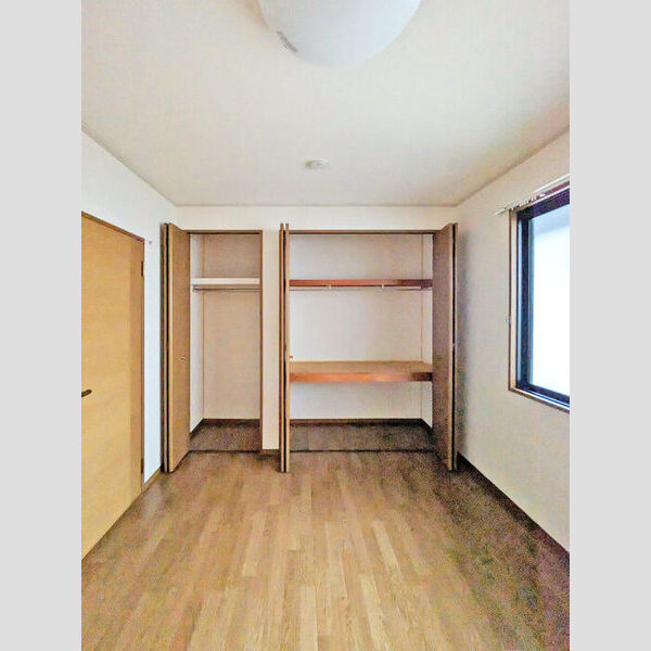 フローラK 収納