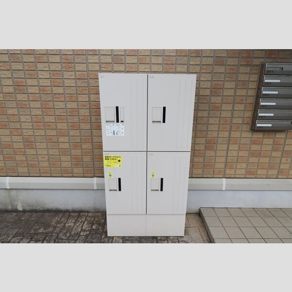 ベルヴィラージュ　B303号室 宅配ボックス