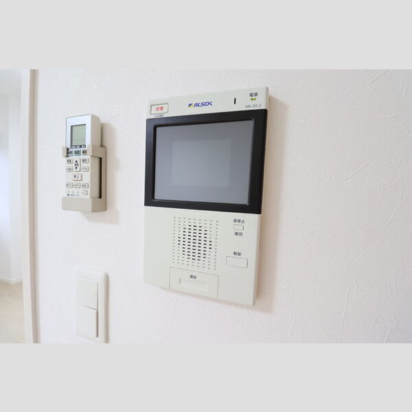 Plumeria111号室 ALSOKセキュリティ付　インターホン