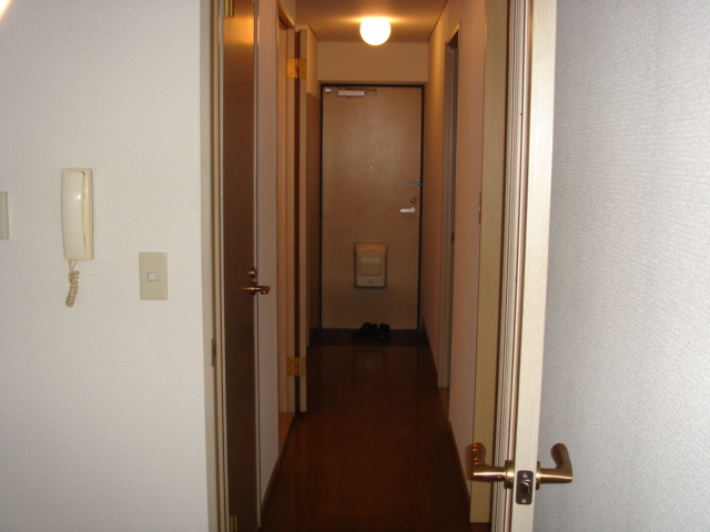 サザンフィールド301号室 廊下