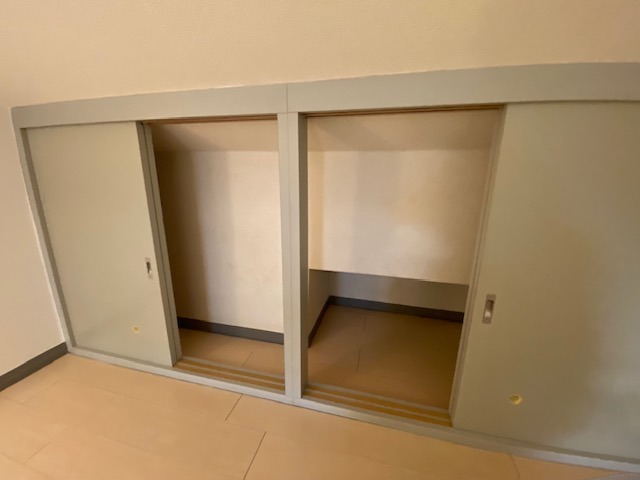 ユーコート鶴ヶ峰(E-195)3階 収納