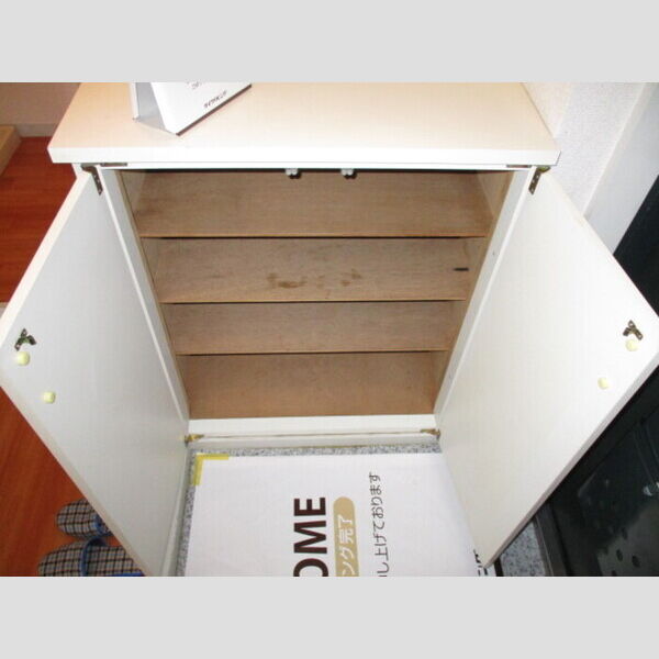 サンパレス横須賀 シューズボックス