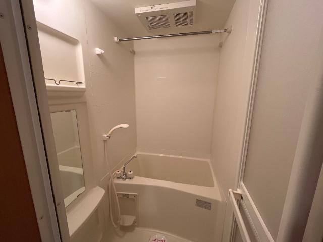 Ｇｒａｎｄｅ　Ｖｉｌｌａ（グランデ　ヴィラ）103号室 ユニットバス