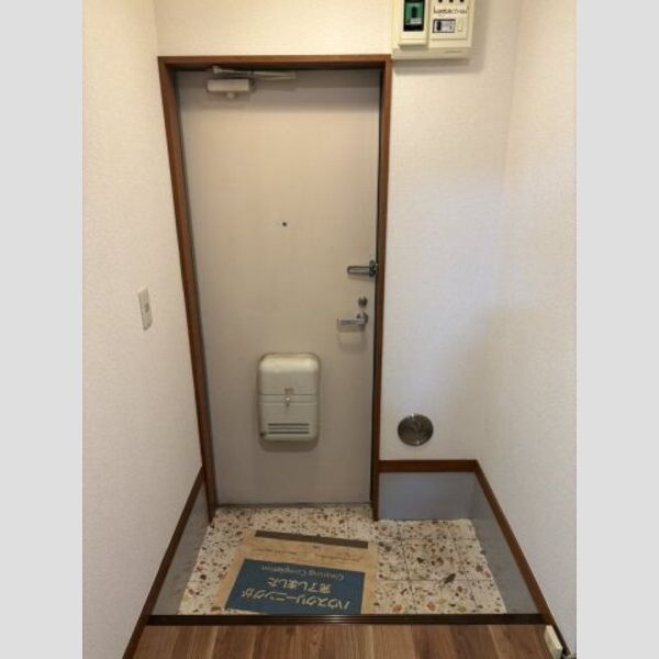 エバーグリーンハイツ 玄関