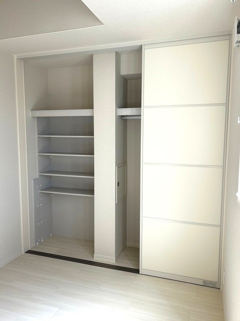 ラ・プルミエール201号室 収納