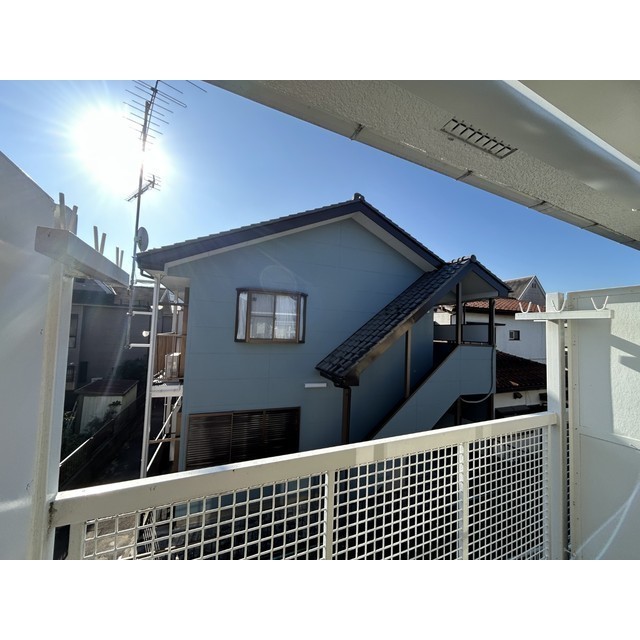 清水ハイツ202号室 玄関