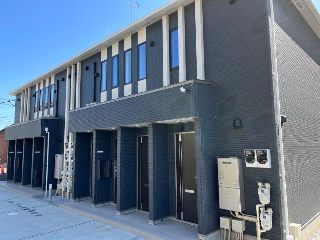 シャディナス 外観写真（昼）