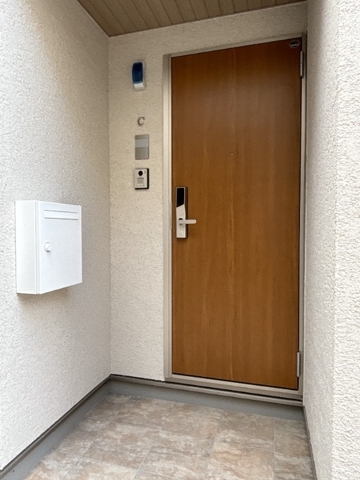 カーサ・ソンリエンテ 玄関