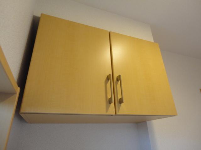 カーサ・デ・成田Ａ 玄関