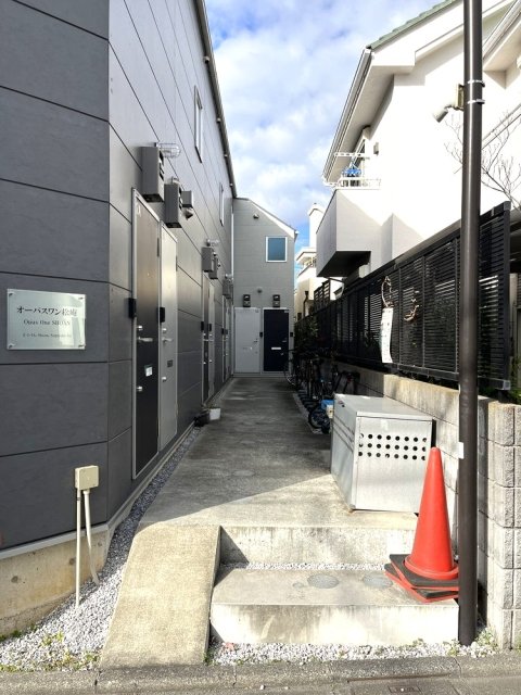 オーパスワン松庵2階 エントランス