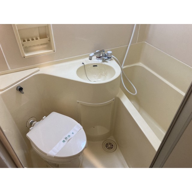 プラザ・ドゥ・シュバリエ107号室 内観