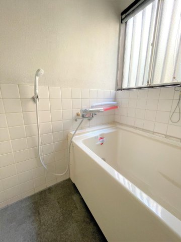 保土ヶ谷区岩崎町戸建 お風呂