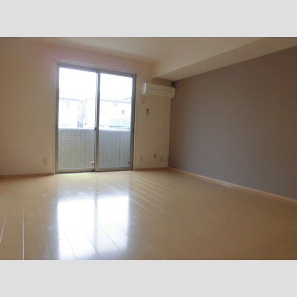 ソレイユ　B102号室 LDK