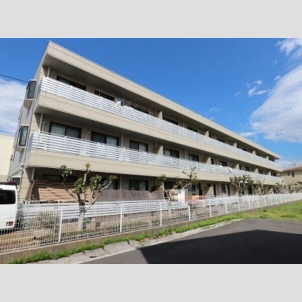 ローズ・ウッド305号室 建物外観