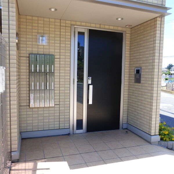 シャトレーウエスト明神 エントランス