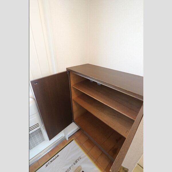 マリーゴールドA213号室 シューズボックス