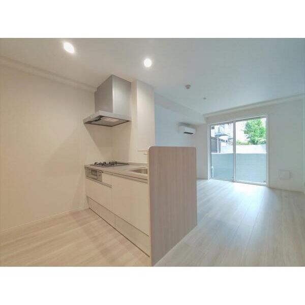 フィレ・デ・フルール103号室 リビング