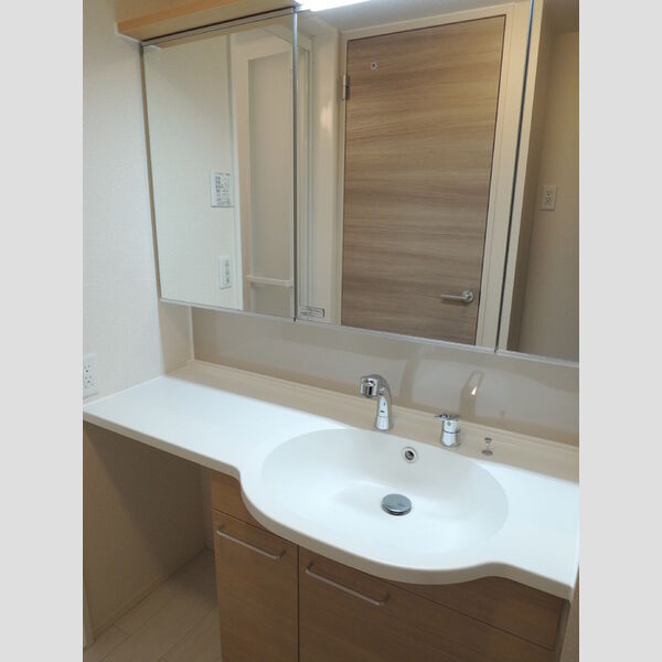 アチェロ 洗髪洗面化粧台