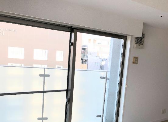 ファミール銀座イースト14階 バルコニーは南側に2つ付いていて日当たりが良く気持ち良いです