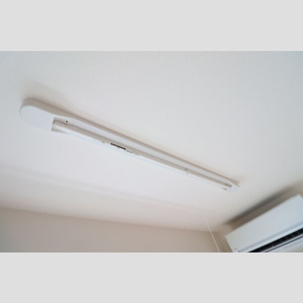 Sun HouSE202号室 室内物干し