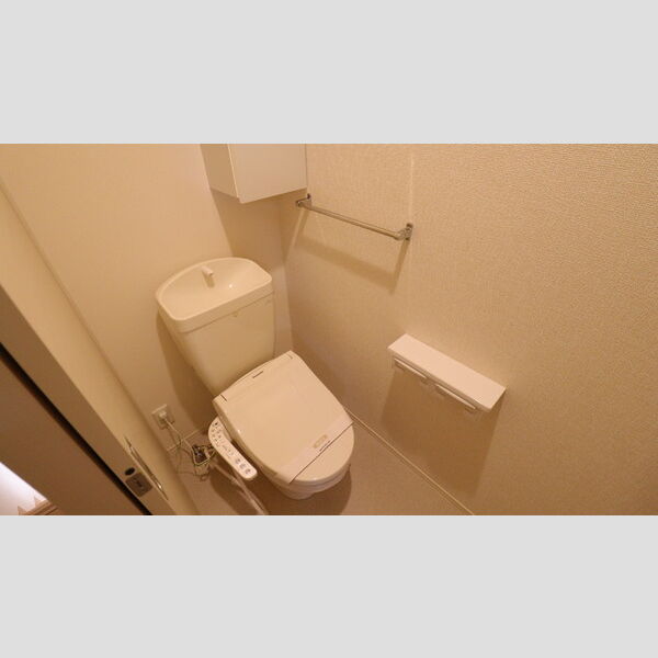 スカイビューテラス宮前平205号室 トイレ