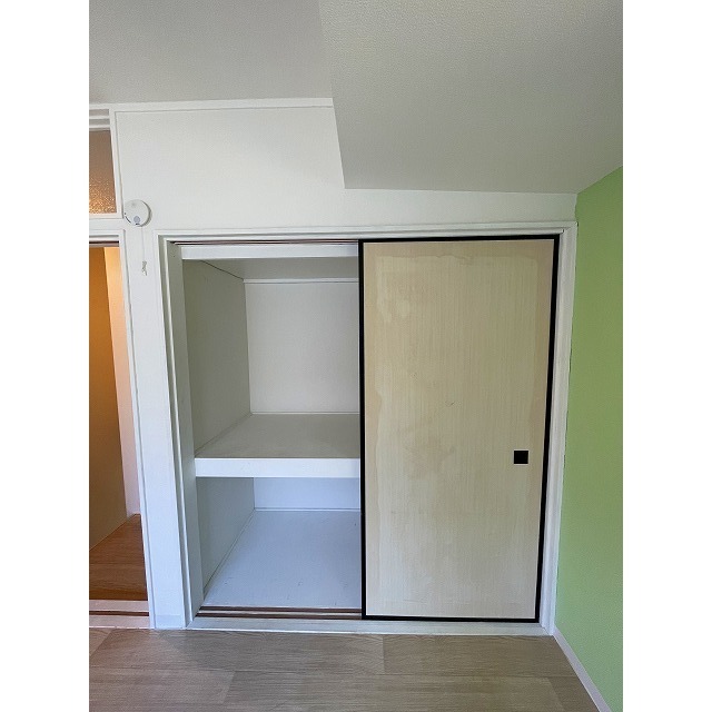 シャルム江戸川台B棟 内観