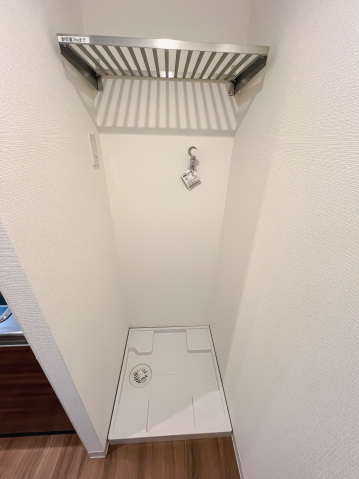 スカイラシクラス平和台301号室 洗濯機置き場