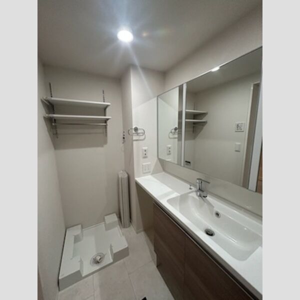 センカⅢ202号室 洗面室