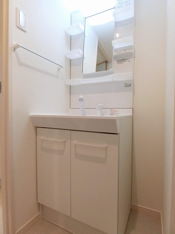 リブリ・Blue sky 鎌倉 洗面