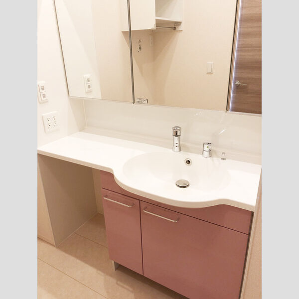 アーブル クロシェット　C棟101号室 洗面