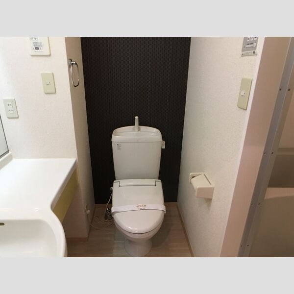 ボーヌファムⅢ　Ⅲ105号室 トイレ