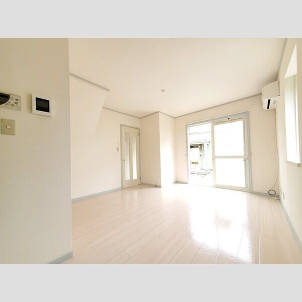 尾山台タウンハウス　D LDK