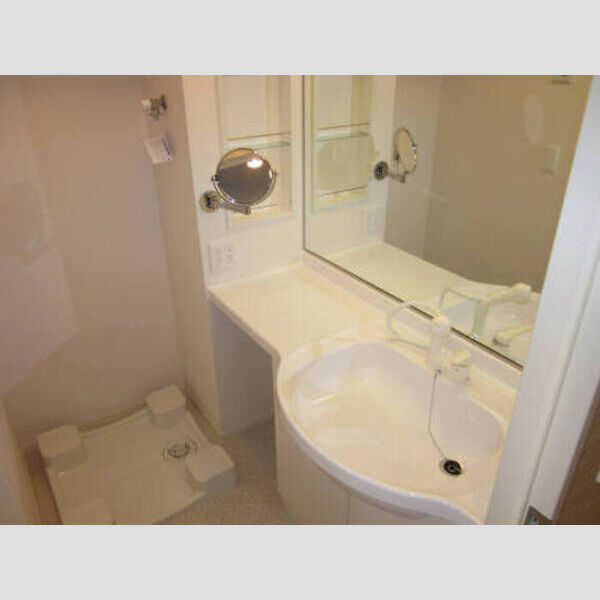 シティレグルス 洗面室203