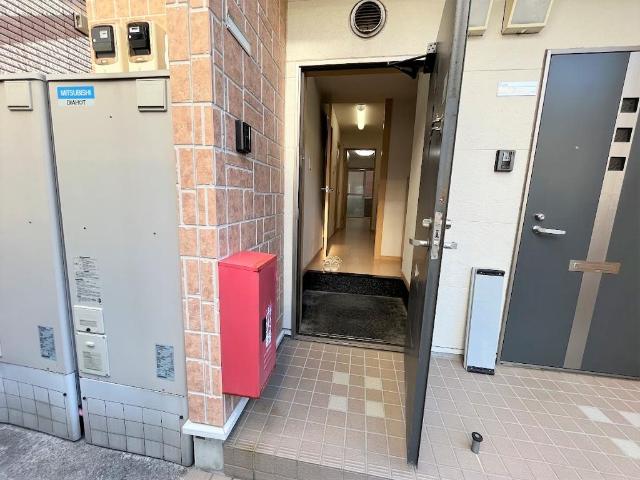 Ｌａ　ｇｌｙｃｉｎｅ101号室 玄関