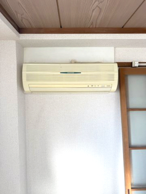 サニーヒル305号室 クリーニング前の写真です