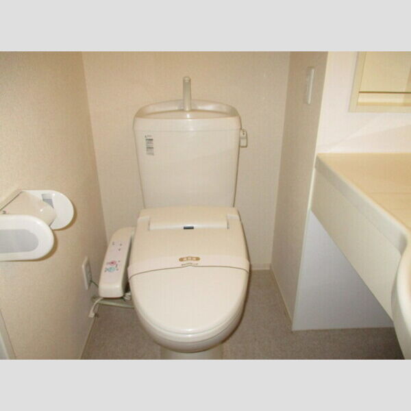 プルメリア トイレ　温水洗浄便座