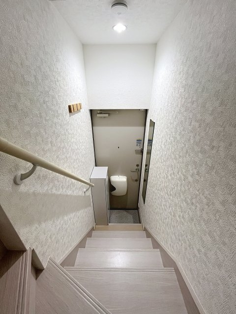 グラン徳丸2階 玄関