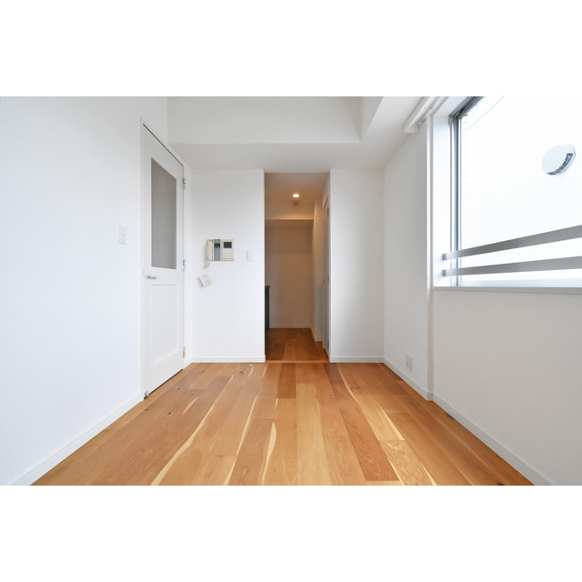 オーパスホームズ三田0804号室 内観