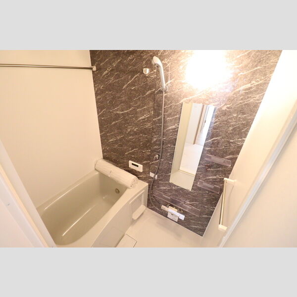 クレールIDAⅢ102号室 浴室