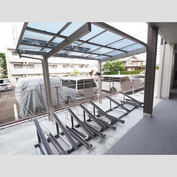 COLINA DO SOL(コリーナ ド ソル) 駐輪スペース(バイク・原付不可)