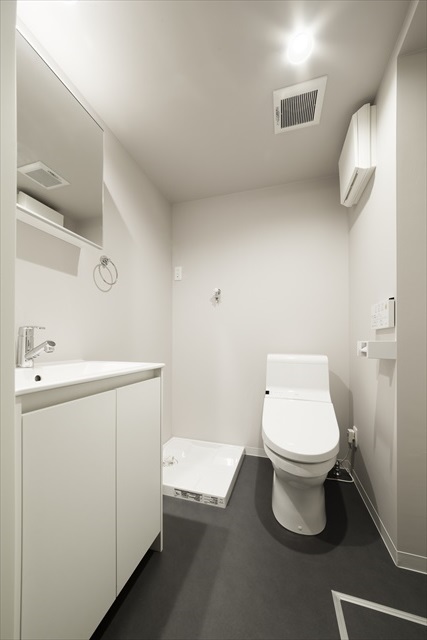 レオーネ南柏1階 トイレ