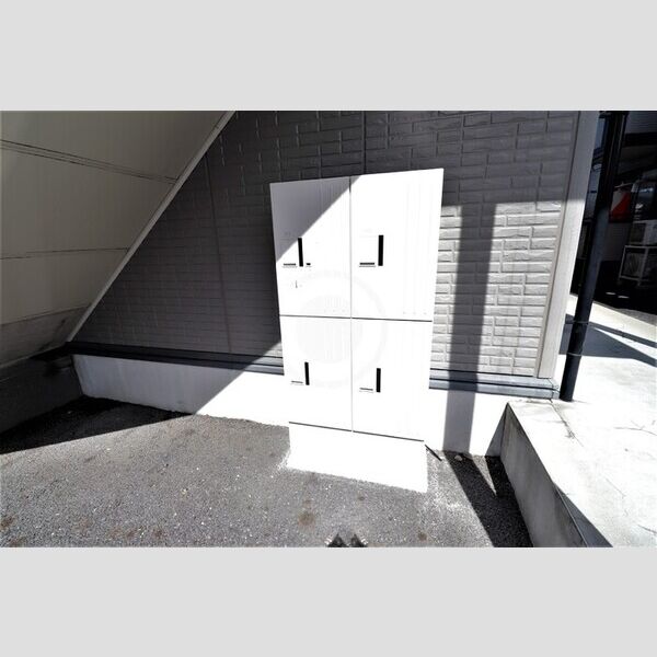 ルミエール 宅配ボックス